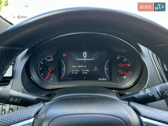 Черный Опель Инсигния, объемом двигателя 1.96 л и пробегом 282 тыс. км за 8700 $, фото 10 на Automoto.ua