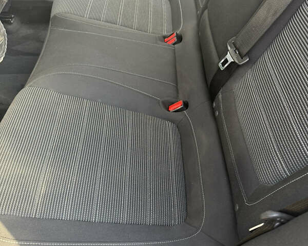 Черный Опель Инсигния, объемом двигателя 1.96 л и пробегом 230 тыс. км за 12000 $, фото 15 на Automoto.ua