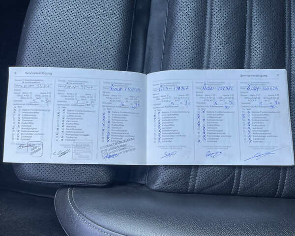 Чорний Опель Інсігнія, об'ємом двигуна 2 л та пробігом 233 тис. км за 12888 $, фото 39 на Automoto.ua