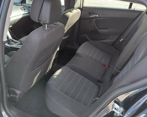 Опель Инсигния 2014 в Львове на Automoto.ua Черный Опель Инсигния, объемом двигателя 2 л и пробегом 234 тыс. км за 9000 $, фото 11 на Automoto.ua