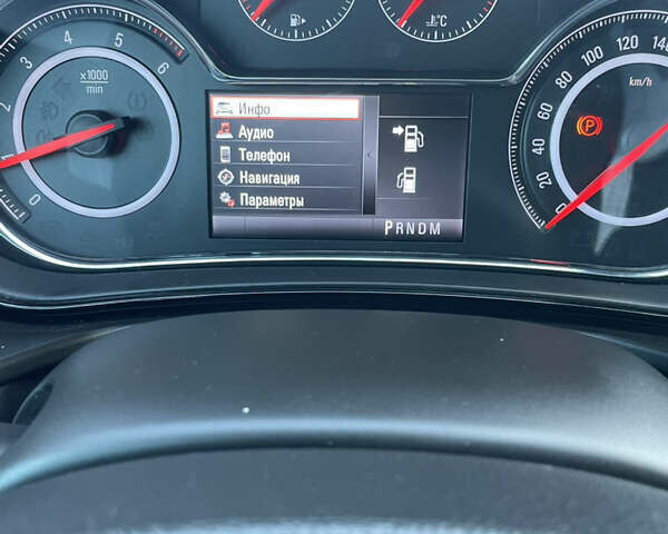 Чорний Опель Інсігнія, об'ємом двигуна 2 л та пробігом 233 тис. км за 12888 $, фото 23 на Automoto.ua