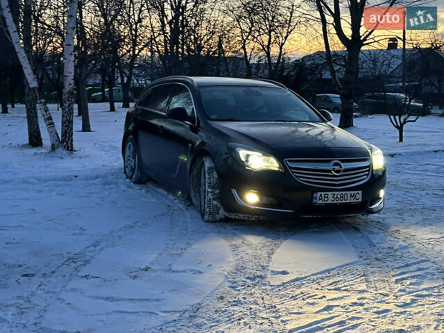 Чорний Опель Інсігнія, об'ємом двигуна 1.96 л та пробігом 172 тис. км за 10400 $, фото 9 на Automoto.ua