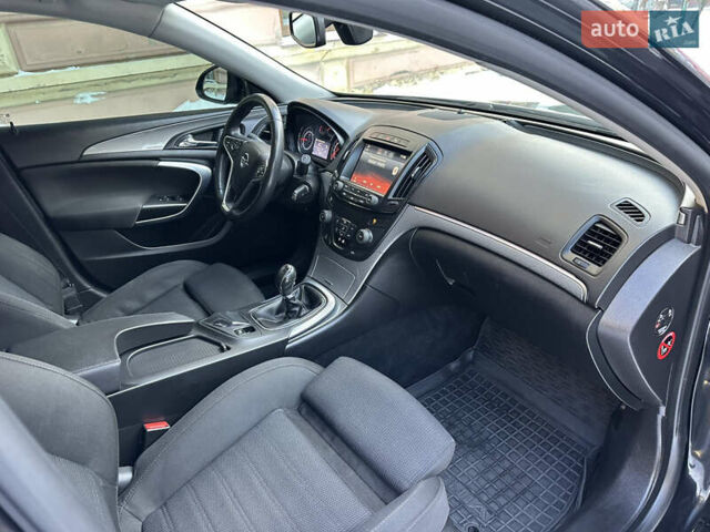 Чорний Опель Інсігнія, об'ємом двигуна 1.96 л та пробігом 256 тис. км за 8500 $, фото 30 на Automoto.ua