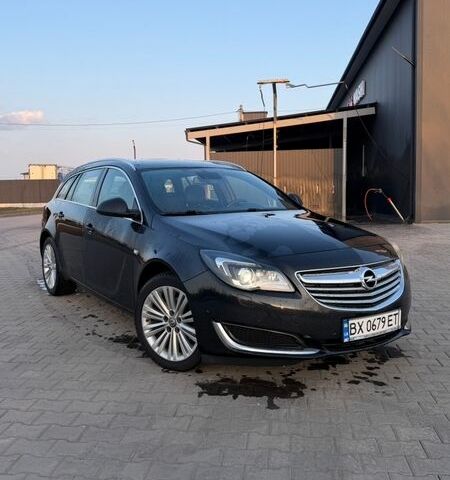 Чорний Опель Інсігнія, об'ємом двигуна 1.96 л та пробігом 259 тис. км за 10400 $, фото 4 на Automoto.ua