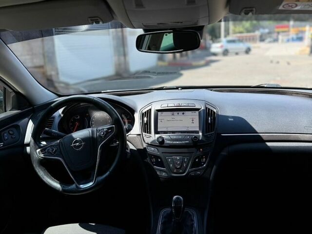 Чорний Опель Інсігнія, об'ємом двигуна 1.96 л та пробігом 297 тис. км за 11000 $, фото 8 на Automoto.ua