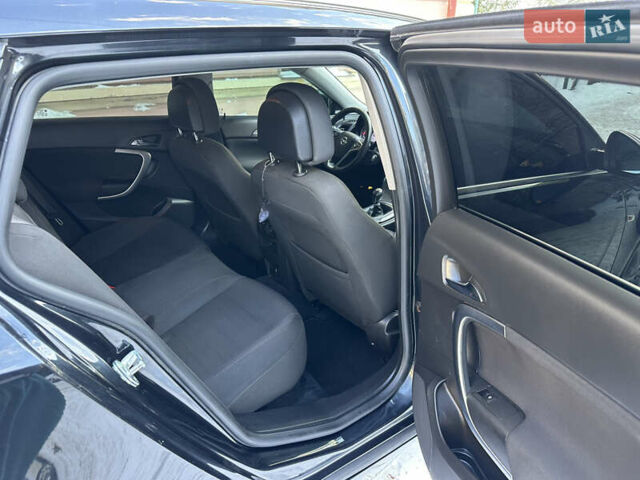 Чорний Опель Інсігнія, об'ємом двигуна 1.96 л та пробігом 256 тис. км за 8500 $, фото 28 на Automoto.ua