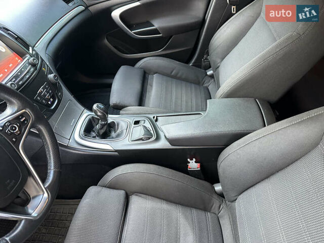 Чорний Опель Інсігнія, об'ємом двигуна 1.96 л та пробігом 256 тис. км за 8500 $, фото 21 на Automoto.ua