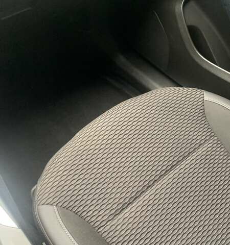 Чорний Опель Інсігнія, об'ємом двигуна 1.96 л та пробігом 193 тис. км за 10700 $, фото 2 на Automoto.ua