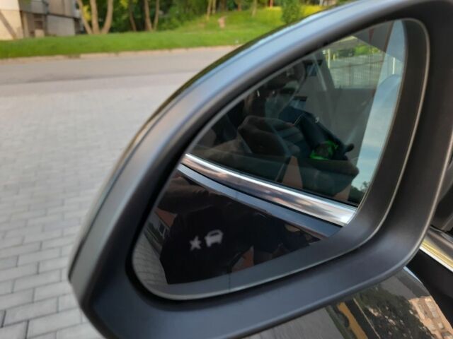 Чорний Опель Інсігнія, об'ємом двигуна 1.96 л та пробігом 219 тис. км за 10800 $, фото 4 на Automoto.ua