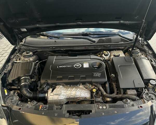 Чорний Опель Інсігнія, об'ємом двигуна 2 л та пробігом 243 тис. км за 9499 $, фото 25 на Automoto.ua