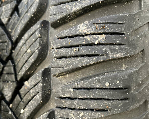 Чорний Опель Інсігнія, об'ємом двигуна 1.96 л та пробігом 172 тис. км за 10400 $, фото 25 на Automoto.ua