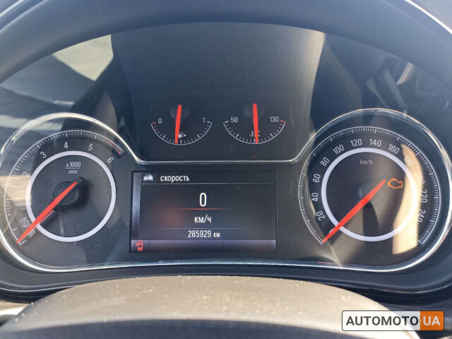 Черный Опель Инсигния, объемом двигателя 2 л и пробегом 285 тыс. км за 10690 $, фото 13 на Automoto.ua