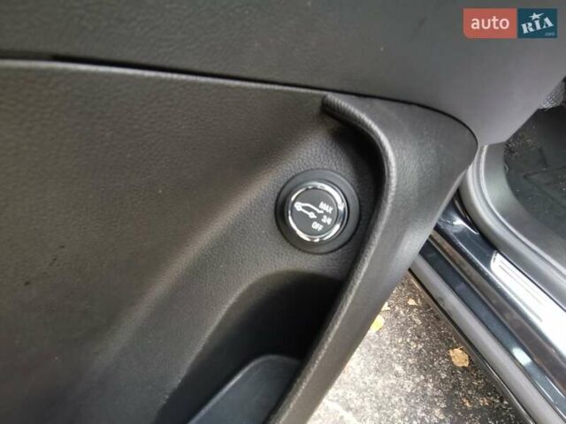 Чорний Опель Інсігнія, об'ємом двигуна 1.96 л та пробігом 205 тис. км за 12999 $, фото 27 на Automoto.ua