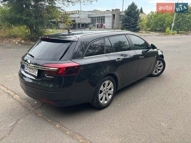 Черный Опель Инсигния, объемом двигателя 2 л и пробегом 240 тыс. км за 8990 $, фото 6 на Automoto.ua