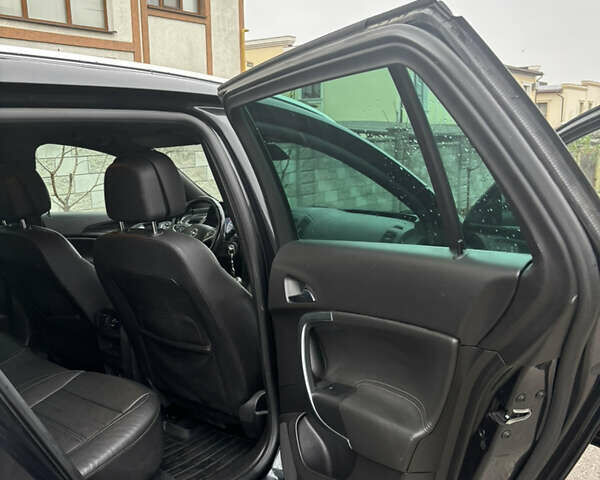 Черный Опель Инсигния, объемом двигателя 1.96 л и пробегом 312 тыс. км за 10500 $, фото 56 на Automoto.ua