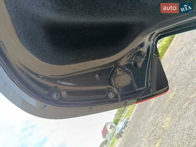 Черный Опель Инсигния, объемом двигателя 2 л и пробегом 252 тыс. км за 9850 $, фото 81 на Automoto.ua