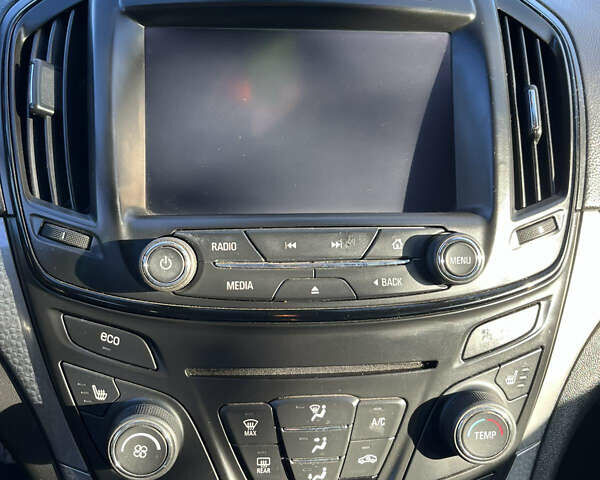 Чорний Опель Інсігнія, об'ємом двигуна 1.6 л та пробігом 208 тис. км за 8999 $, фото 11 на Automoto.ua