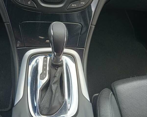 Чорний Опель Інсігнія, об'ємом двигуна 1.96 л та пробігом 198 тис. км за 12500 $, фото 29 на Automoto.ua