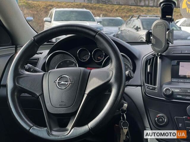 Черный Опель Инсигния, объемом двигателя 2 л и пробегом 219 тыс. км за 9200 $, фото 13 на Automoto.ua