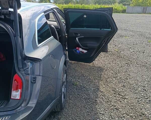 Черный Опель Инсигния, объемом двигателя 2 л и пробегом 252 тыс. км за 9850 $, фото 85 на Automoto.ua