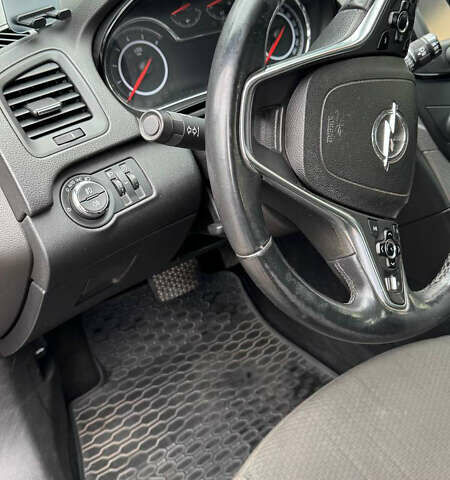 Черный Опель Инсигния, объемом двигателя 1.96 л и пробегом 289 тыс. км за 10700 $, фото 20 на Automoto.ua