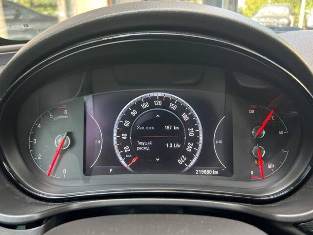 Чорний Опель Інсігнія, об'ємом двигуна 2 л та пробігом 220 тис. км за 12300 $, фото 7 на Automoto.ua