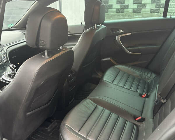 Черный Опель Инсигния, объемом двигателя 1.96 л и пробегом 312 тыс. км за 10500 $, фото 47 на Automoto.ua