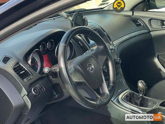 Черный Опель Инсигния, объемом двигателя 2 л и пробегом 219 тыс. км за 9200 $, фото 7 на Automoto.ua