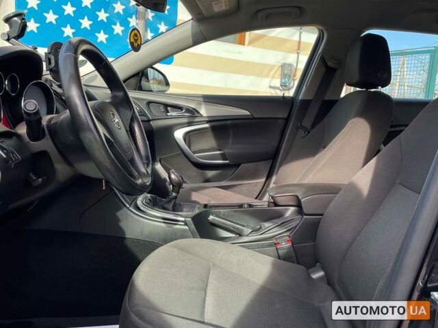 Черный Опель Инсигния, объемом двигателя 2 л и пробегом 219 тыс. км за 9200 $, фото 8 на Automoto.ua