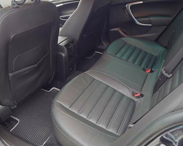 Черный Опель Инсигния, объемом двигателя 2 л и пробегом 323 тыс. км за 11500 $, фото 14 на Automoto.ua