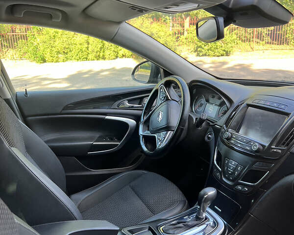 Черный Опель Инсигния, объемом двигателя 1.6 л и пробегом 275 тыс. км за 10500 $, фото 17 на Automoto.ua