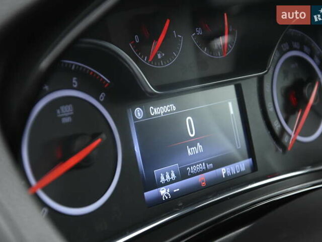 Черный Опель Инсигния, объемом двигателя 1.96 л и пробегом 248 тыс. км за 13500 $, фото 29 на Automoto.ua