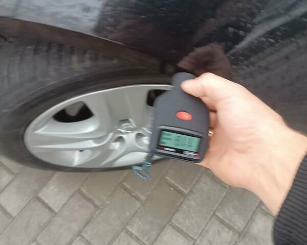 Черный Опель Инсигния, объемом двигателя 1.6 л и пробегом 260 тыс. км за 8750 $, фото 11 на Automoto.ua