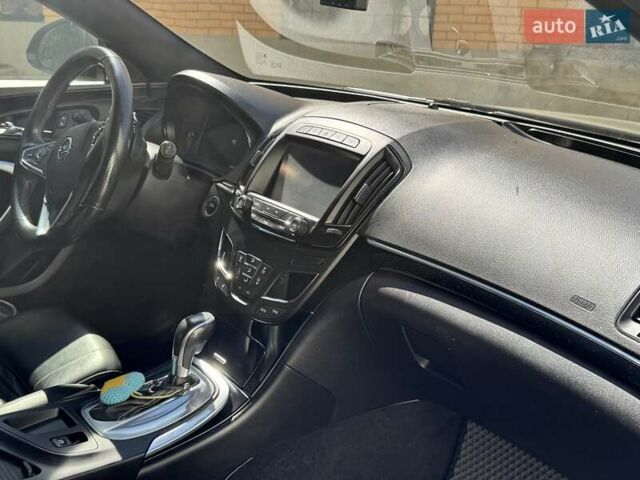 Черный Опель Инсигния, объемом двигателя 1.6 л и пробегом 154 тыс. км за 12300 $, фото 14 на Automoto.ua