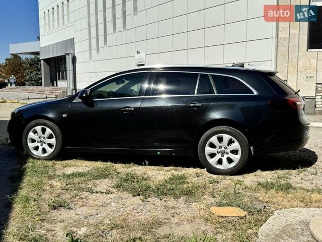 Черный Опель Инсигния, объемом двигателя 1.6 л и пробегом 154 тыс. км за 12300 $, фото 3 на Automoto.ua