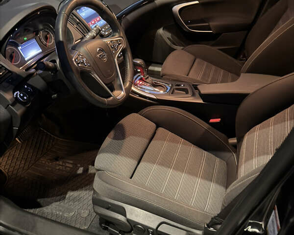 Черный Опель Инсигния, объемом двигателя 1.6 л и пробегом 211 тыс. км за 10900 $, фото 15 на Automoto.ua