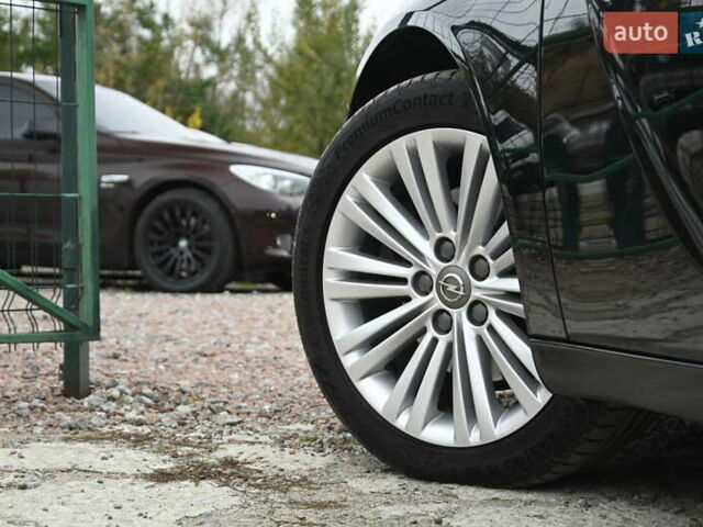 Черный Опель Инсигния, объемом двигателя 1.96 л и пробегом 248 тыс. км за 13500 $, фото 15 на Automoto.ua