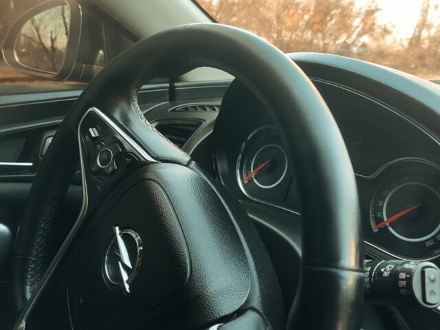 Черный Опель Инсигния, объемом двигателя 1.6 л и пробегом 198 тыс. км за 9400 $, фото 16 на Automoto.ua