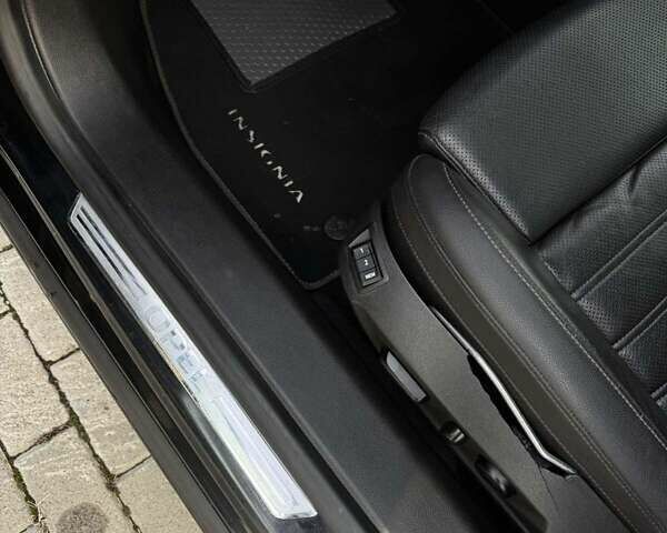 Черный Опель Инсигния, объемом двигателя 2 л и пробегом 160 тыс. км за 11900 $, фото 14 на Automoto.ua