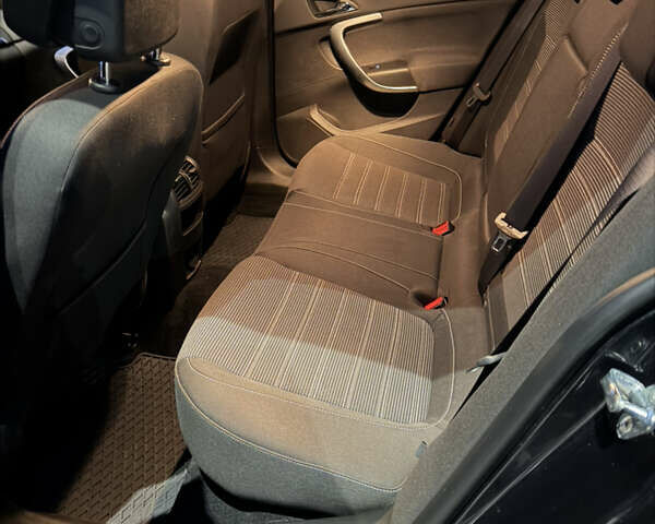 Черный Опель Инсигния, объемом двигателя 1.6 л и пробегом 211 тыс. км за 10900 $, фото 12 на Automoto.ua