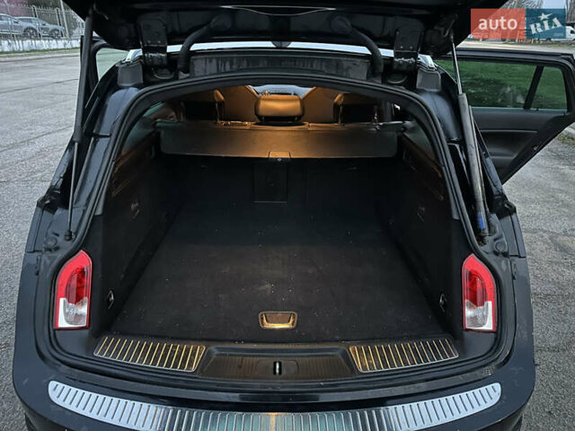 Черный Опель Инсигния, объемом двигателя 1.96 л и пробегом 270 тыс. км за 13200 $, фото 12 на Automoto.ua