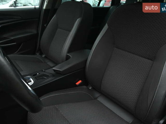 Черный Опель Инсигния, объемом двигателя 1.96 л и пробегом 248 тыс. км за 13500 $, фото 27 на Automoto.ua