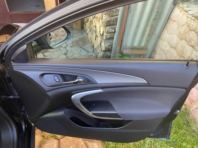 Чорний Опель Інсігнія, об'ємом двигуна 1.6 л та пробігом 168 тис. км за 10500 $, фото 9 на Automoto.ua