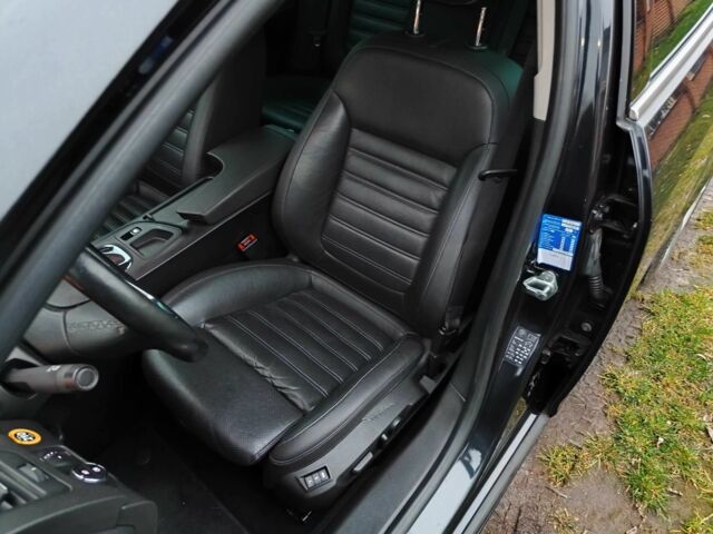 Чорний Опель Інсігнія, об'ємом двигуна 2 л та пробігом 255 тис. км за 10999 $, фото 12 на Automoto.ua