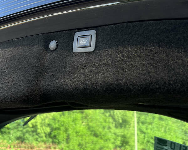 Черный Опель Инсигния, объемом двигателя 1.6 л и пробегом 275 тыс. км за 10500 $, фото 30 на Automoto.ua