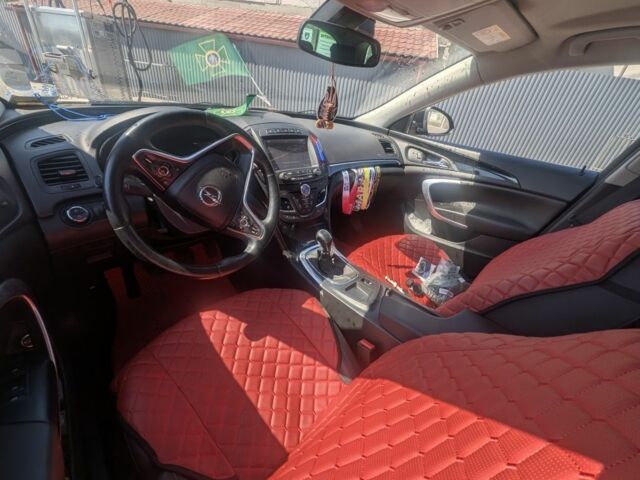 Черный Опель Инсигния, объемом двигателя 2 л и пробегом 290 тыс. км за 10905 $, фото 2 на Automoto.ua