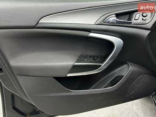 Чорний Опель Інсігнія, об'ємом двигуна 1.96 л та пробігом 324 тис. км за 10800 $, фото 6 на Automoto.ua