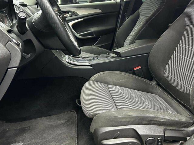 Черный Опель Инсигния, объемом двигателя 2 л и пробегом 324 тыс. км за 10800 $, фото 8 на Automoto.ua