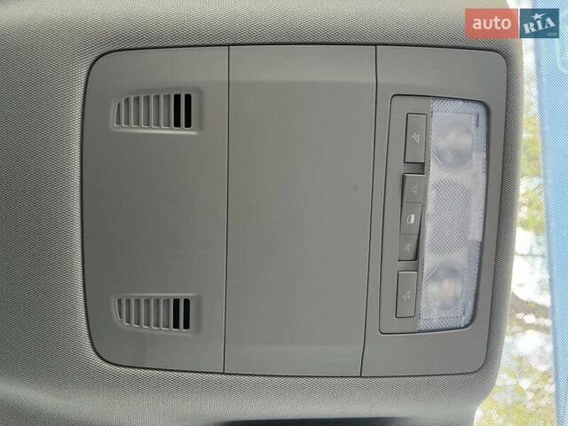 Черный Опель Инсигния, объемом двигателя 1.6 л и пробегом 174 тыс. км за 10800 $, фото 27 на Automoto.ua