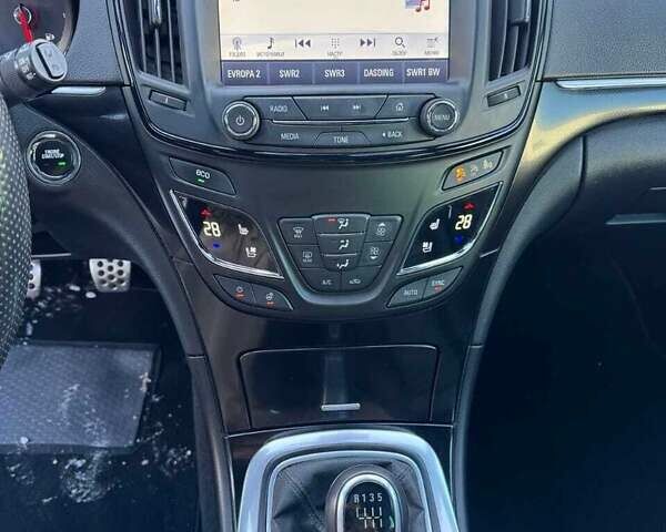 Чорний Опель Інсігнія, об'ємом двигуна 1.96 л та пробігом 165 тис. км за 12850 $, фото 4 на Automoto.ua